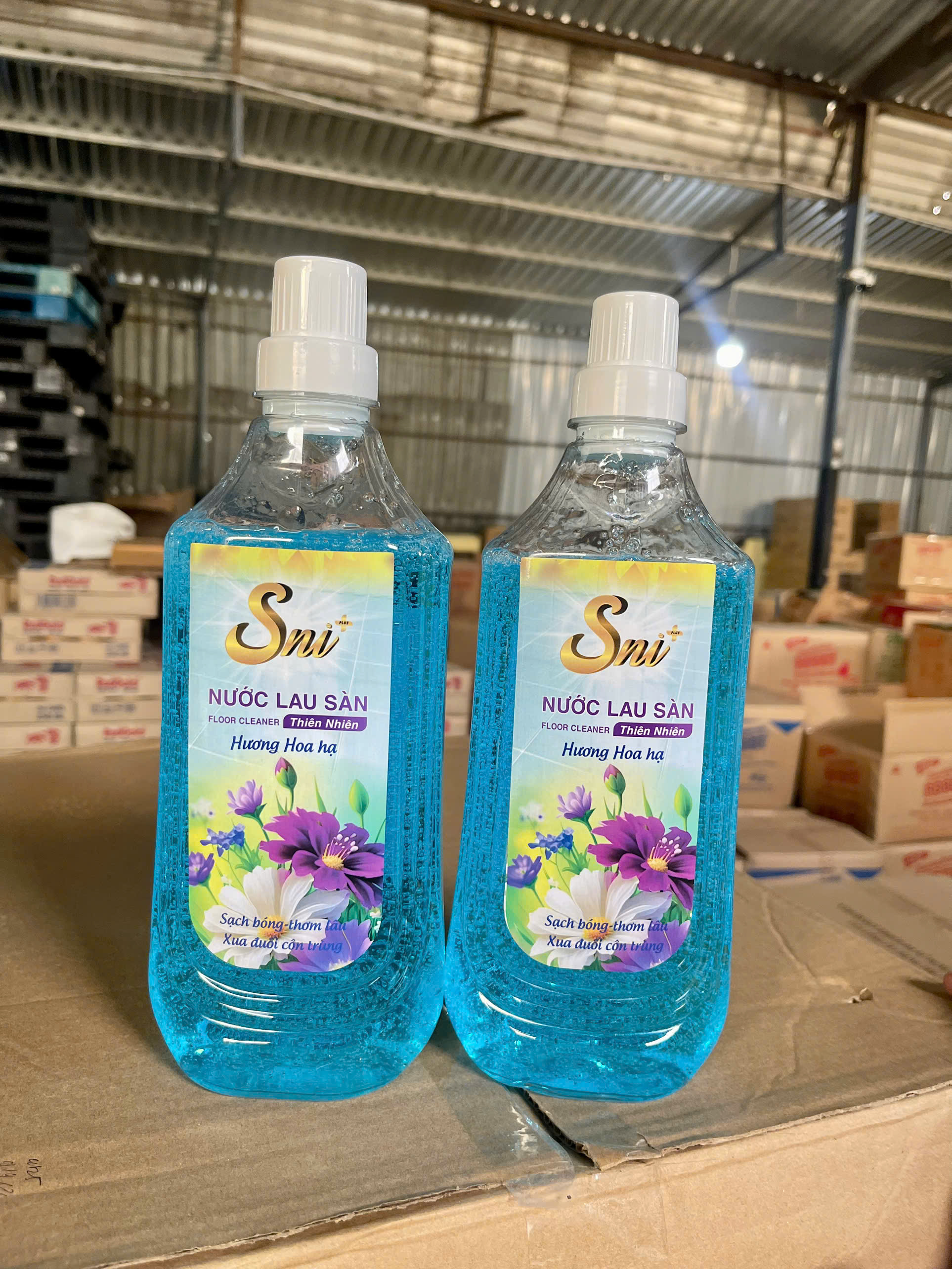 Nước Lau Sàn Sni 1 Lít Full Vat Nước Lau Sàn Sni 1 Lít Full Vat