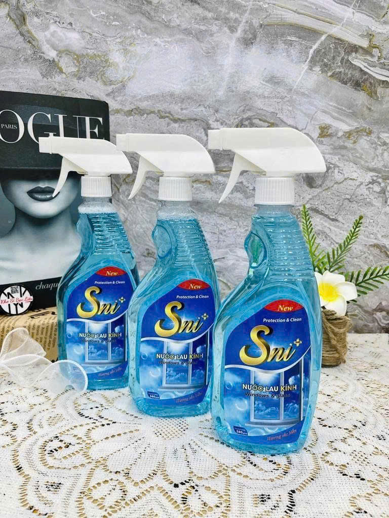 Nước Lau Kính Sni 580ml Full Vat Nước Lau Kính Sni 580ml Full Vat